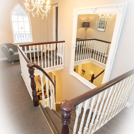 Гостьовий будинок The Ibrox Бристоль