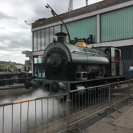 The Ibrox Гостьовий будинок