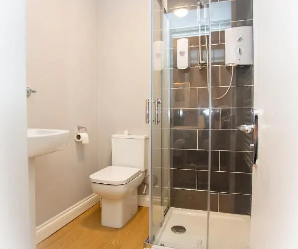 The Ibrox Бристоль