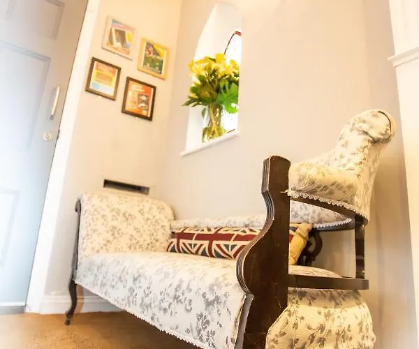 Guest house The Ibrox 3*