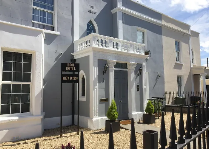 The Ibrox 3* Bristol
