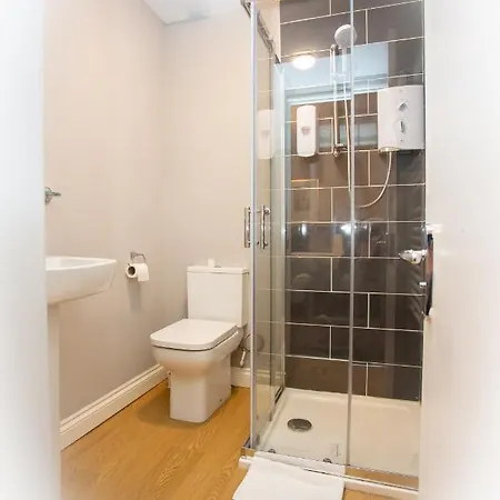 The Ibrox בריסטול