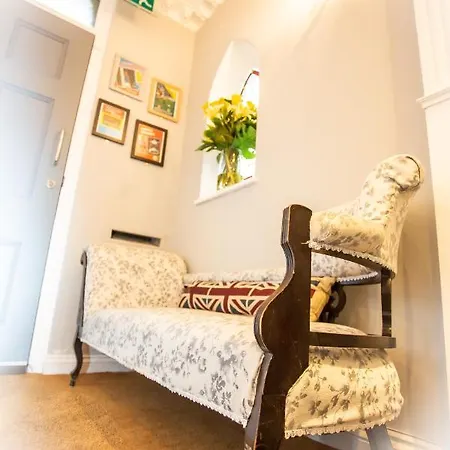 Guest house The Ibrox 3*
